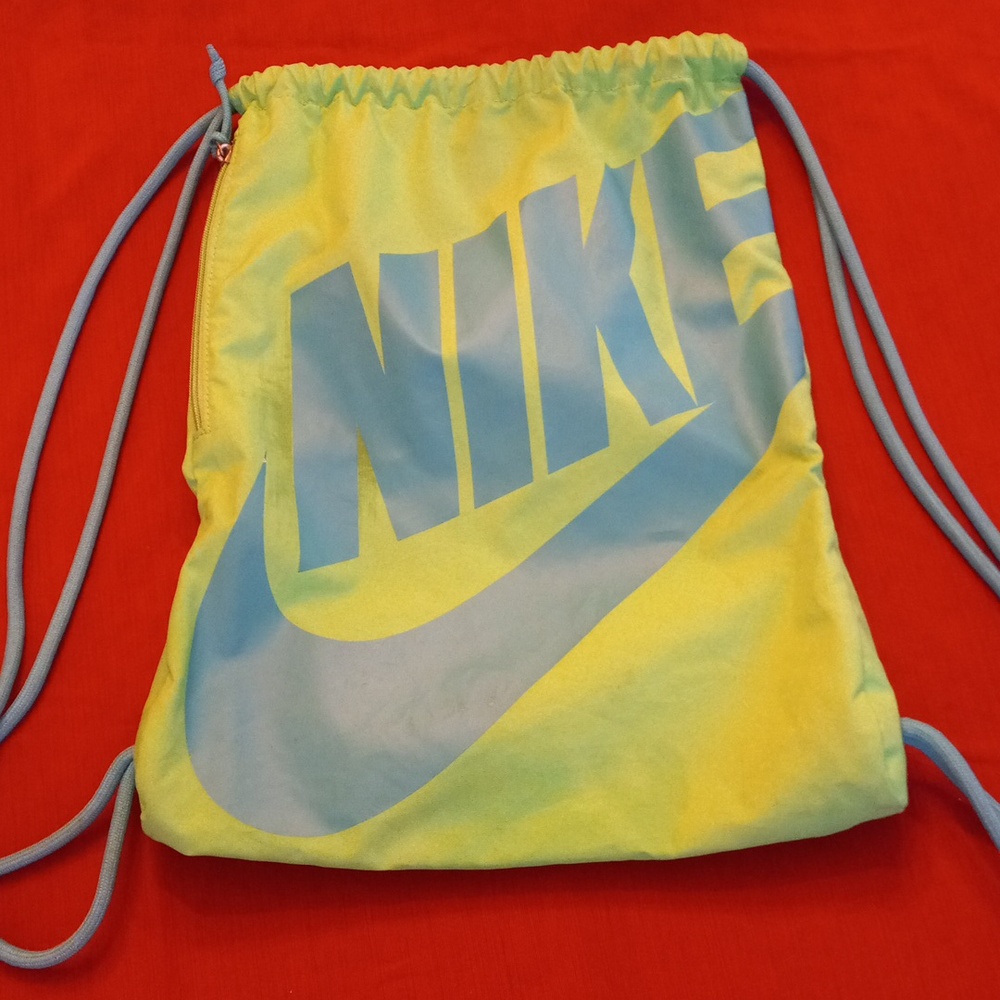 Nike Neon-Green Drawstring Bag with Blue Logo - Picture 3 of 11